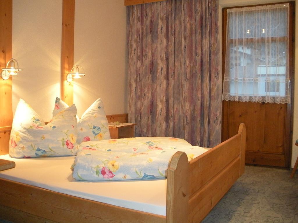 Apartment Christine Oettl Pfunds Δωμάτιο φωτογραφία